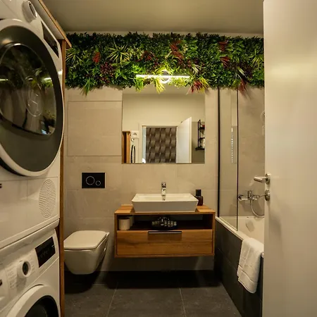 Apartmoments Popradska 502 - Free Garage Appartamento
