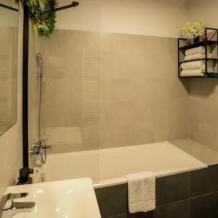 Appartamento Apartmoments Popradska 502 - Free Garage *